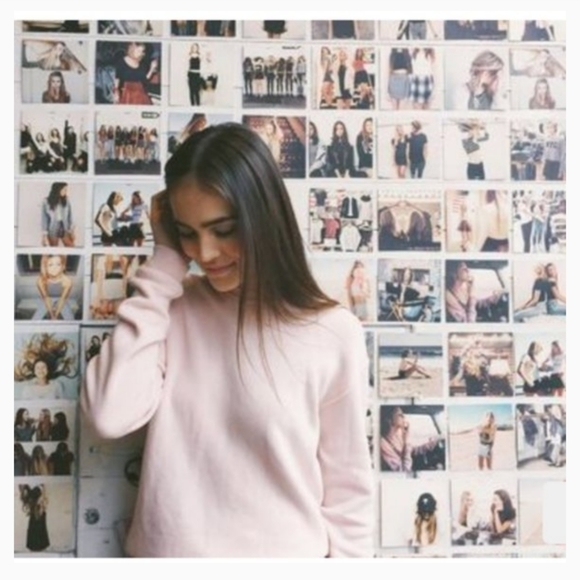 Brandy Melville Photo + 5 Silk Satin Green Scrunch - Picture 4 of 5